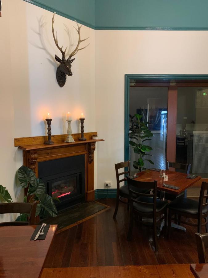 Отель Rochester Tavern Экстерьер фото