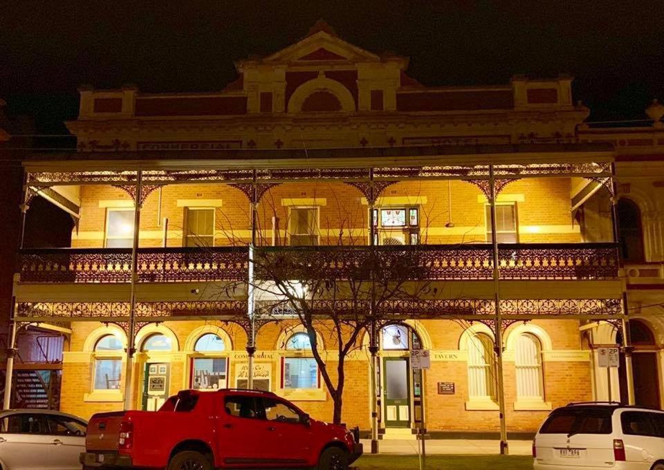 Отель Rochester Tavern Экстерьер фото