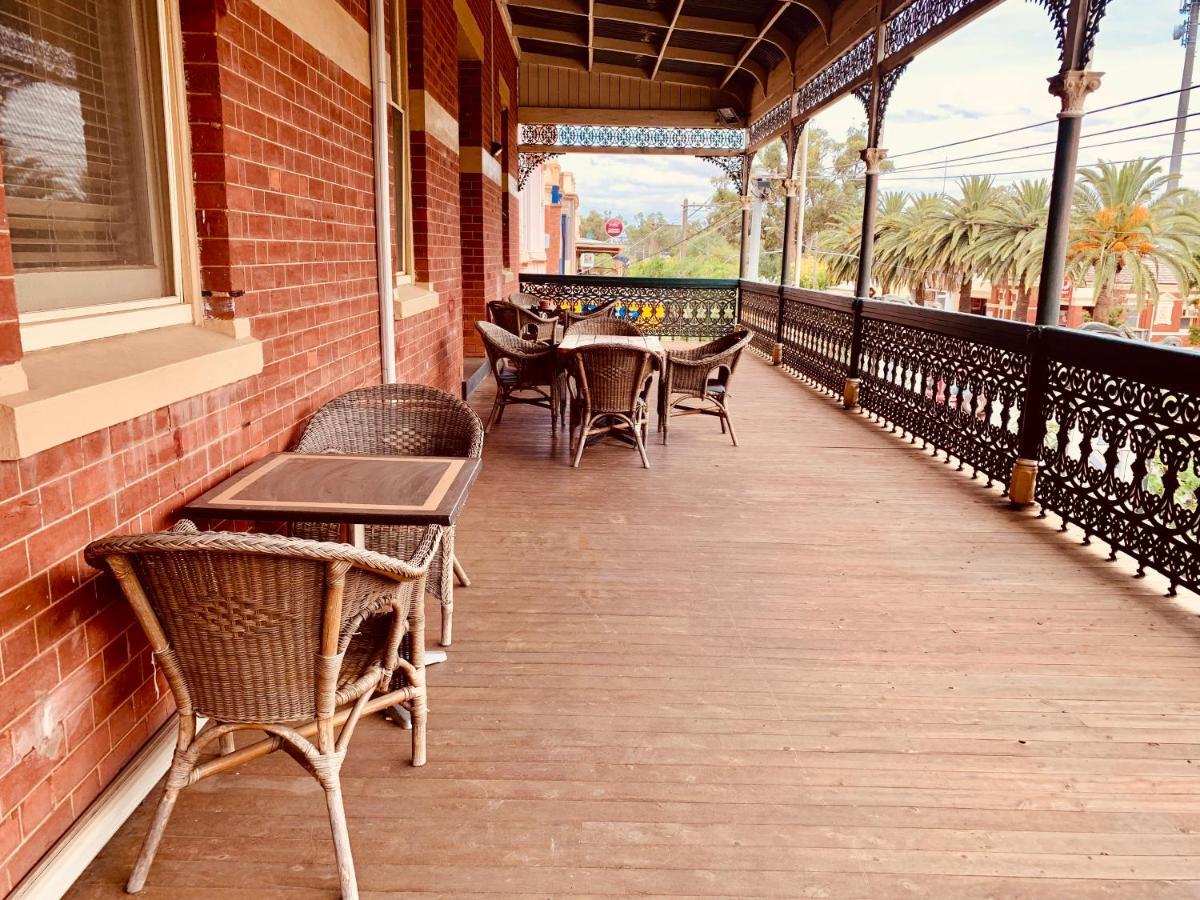 Отель Rochester Tavern Экстерьер фото